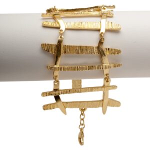 1973 B50835.10 Bracelet dore a lor fin 24 carats avec un melange de pointe brosse.jpg